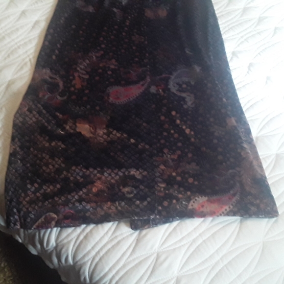Velvet boho maxi skirt with front slit. Almost new. - Picture 5 of 5